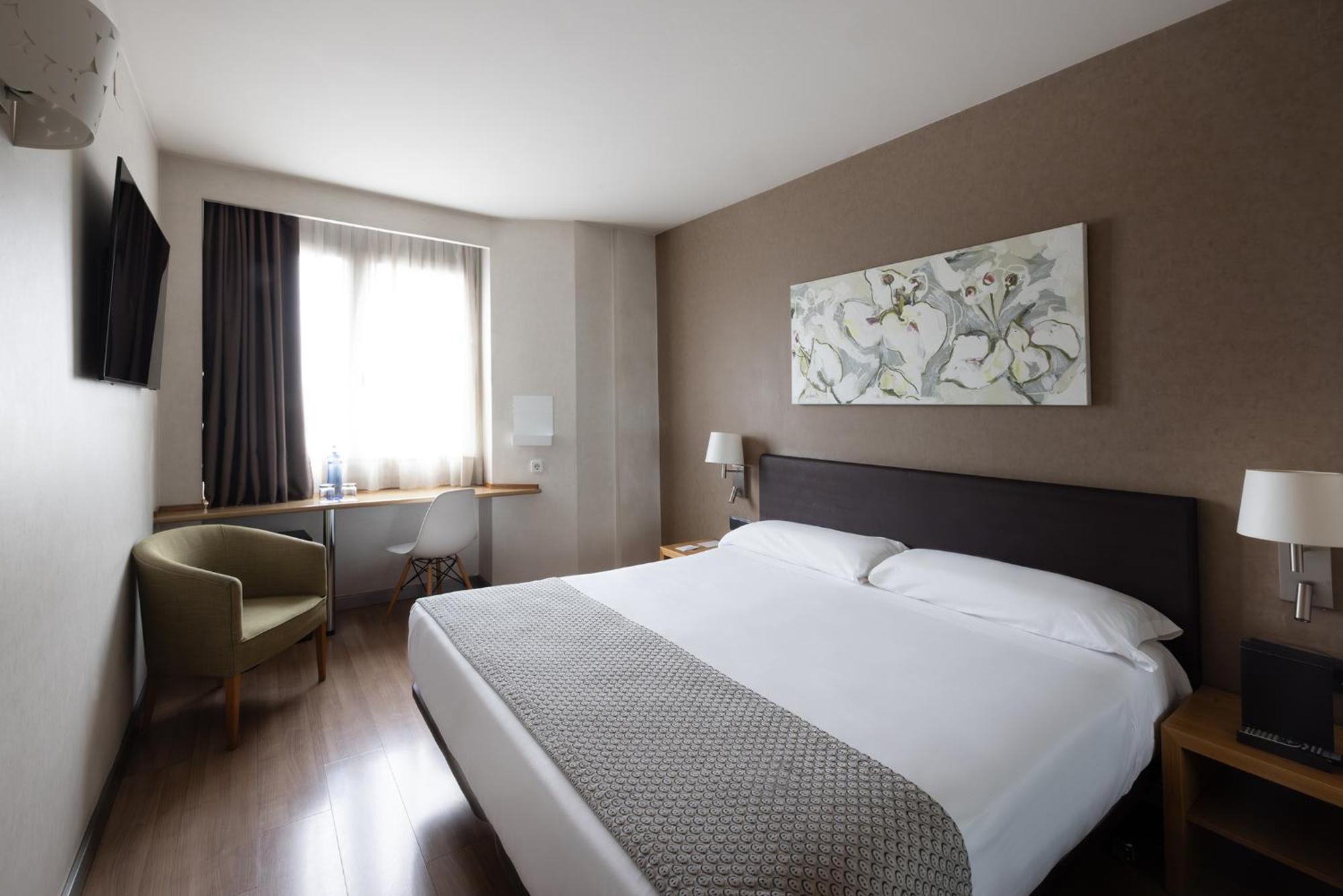 Hotel Catalonia Albeniz à Barcelone Extérieur photo
